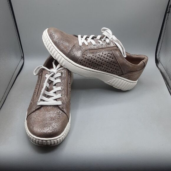 Clarks Caroline Ella Sneakers Women's 5.5M Brown Metallic 2 - Picture 1 of 11